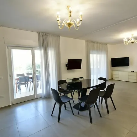 Palazzo Mosillo Lägenhet